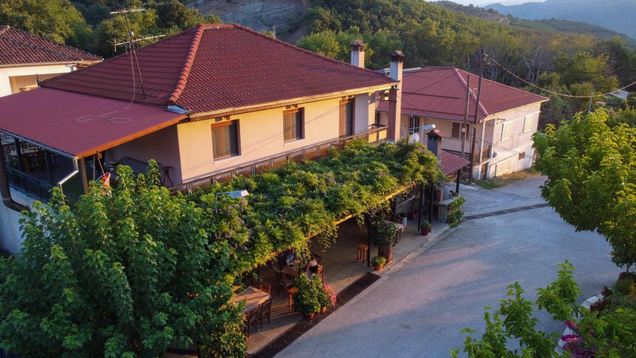Arados Family Residence กาลัมปากา ภายนอก รูปภาพ